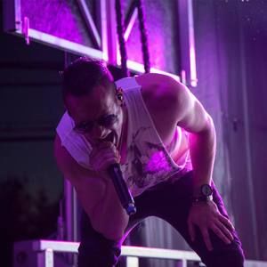 Meet your Posher, Logan